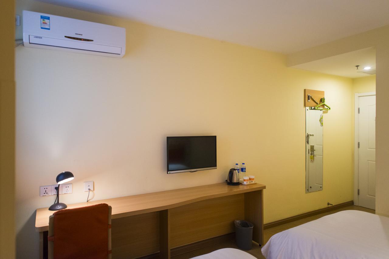 Home Inn Hangzhou North Zhongshan Road Fengqi Road Metro Station מראה חיצוני תמונה